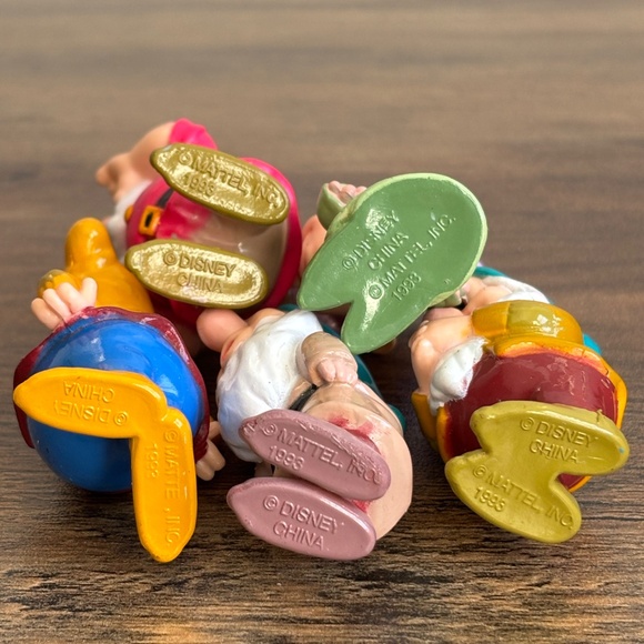 VINTAGE 1993 DISNEY Snow White Seven Dwarves toy figures Mattel Cake Toppers x 5 - Picture 11 of 11